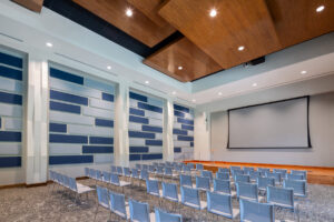 20190815-105307_AUDITORIUM